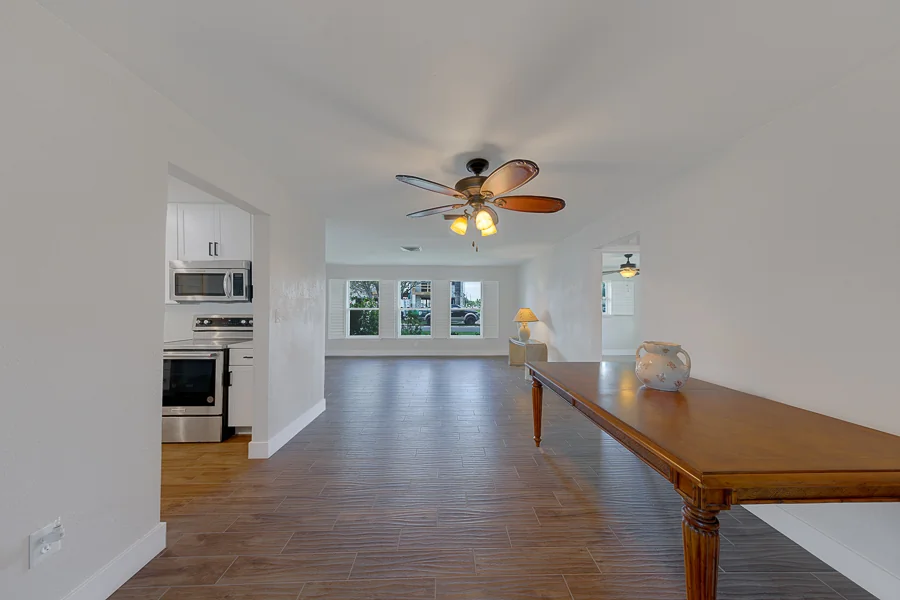 Real estate photography — 11602 Grove St,, Seminole, Florida, 33772 | 4D Productions