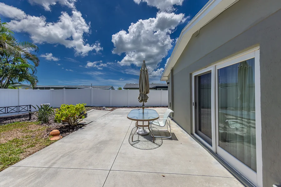 Real estate photography — 11602 Grove St,, Seminole, Florida, 33772 | 4D Productions