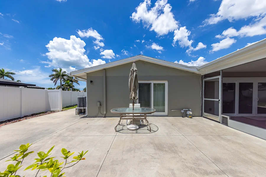 Real estate photography — 11602 Grove St,, Seminole, Florida, 33772 | 4D Productions