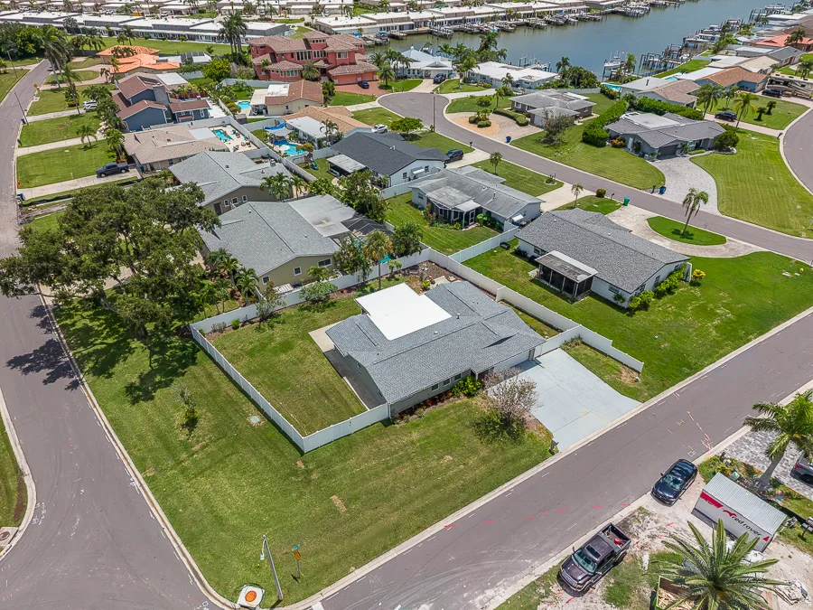 Real estate photography — 11602 Grove St,, Seminole, Florida, 33772 | 4D Productions