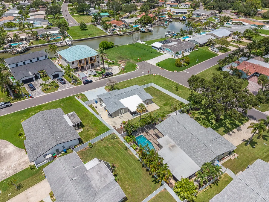 Real estate photography — 11602 Grove St,, Seminole, Florida, 33772 | 4D Productions