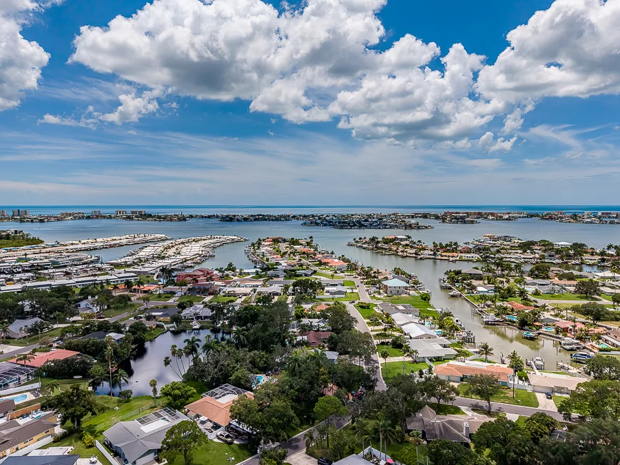 Real estate photography — 11602 Grove St,, Seminole, Florida, 33772 | 4D Productions
