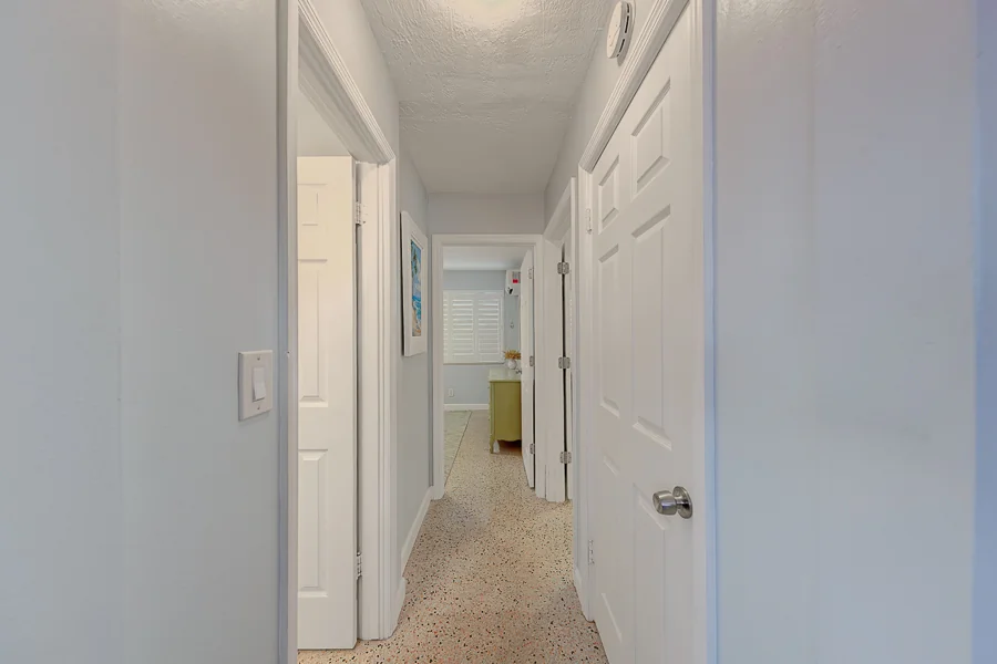 Real estate photography — 121 46th Avenue, St. Pete Beach, Florida, 33706 | 4D Productions