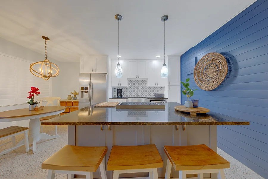 Real estate photography — 121 46th Avenue, St. Pete Beach, Florida, 33706 | 4D Productions