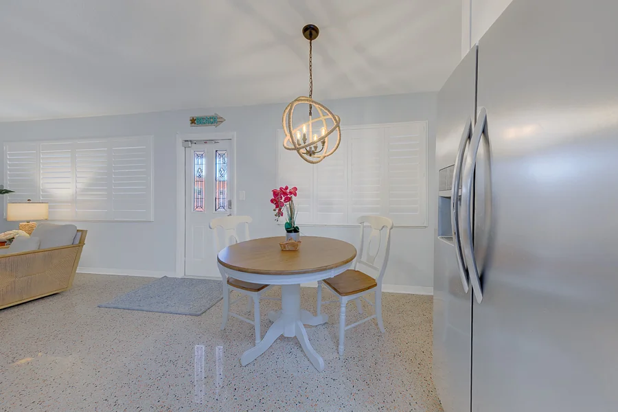 Real estate photography — 121 46th Avenue, St. Pete Beach, Florida, 33706 | 4D Productions