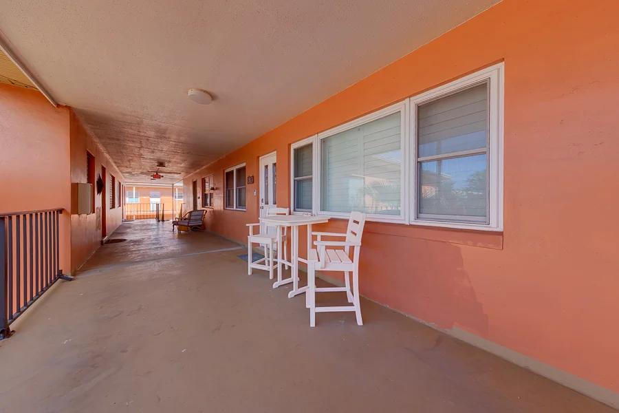Real estate photography — 121 46th Avenue, St. Pete Beach, Florida, 33706 | 4D Productions