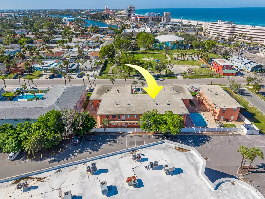 Real estate photography — 121 46th Avenue, St. Pete Beach, Florida, 33706 | 4D Productions
