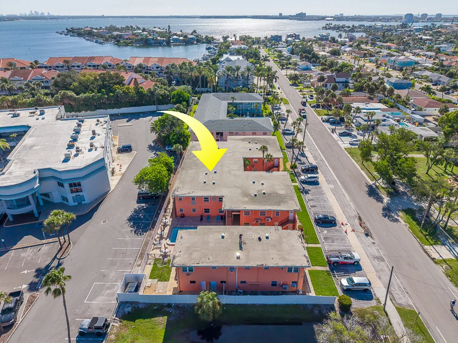 Real estate photography — 121 46th Avenue, St. Pete Beach, Florida, 33706 | 4D Productions