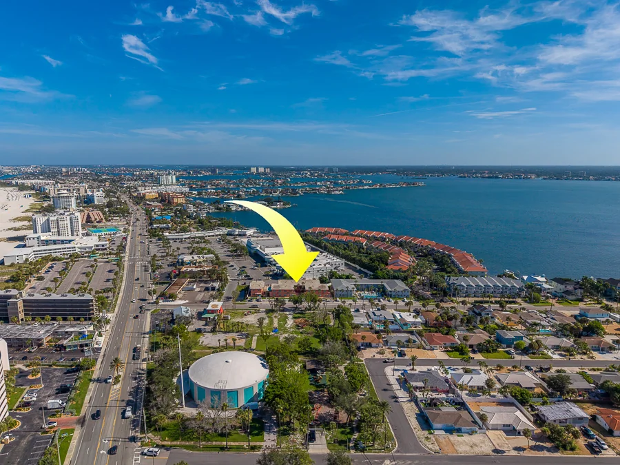 Real estate photography — 121 46th Avenue, St. Pete Beach, Florida, 33706 | 4D Productions