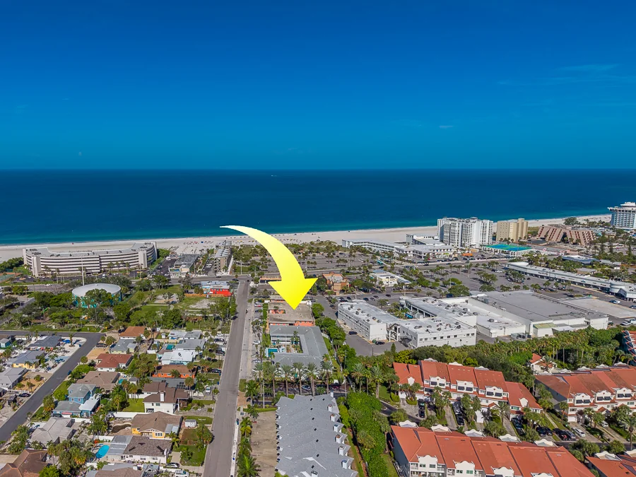 Real estate photography — 121 46th Avenue, St. Pete Beach, Florida, 33706 | 4D Productions