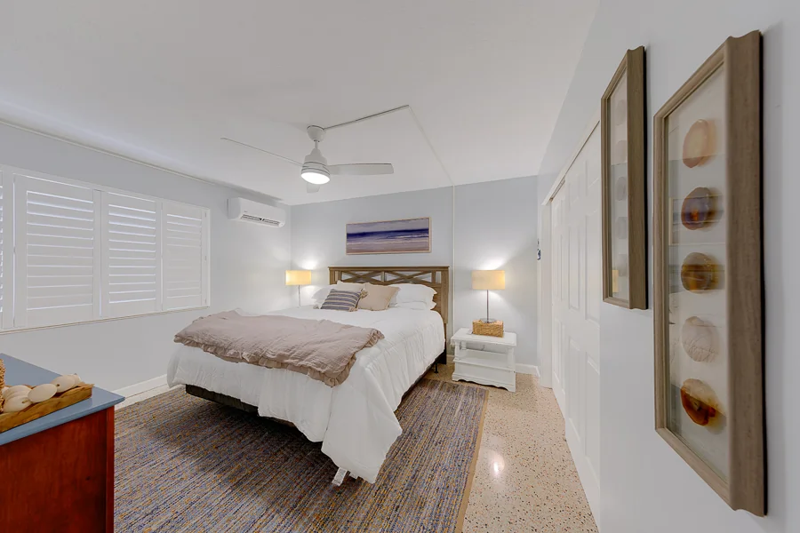 Real estate photography — 121 46th Avenue, St. Pete Beach, Florida, 33706 | 4D Productions