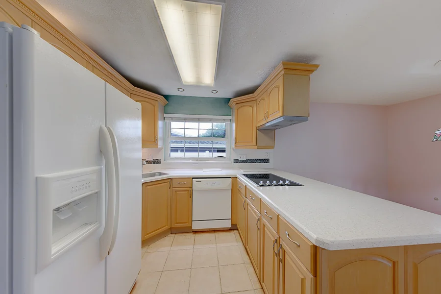 Real estate photography — 1869 Southwood Lane, Clearwater, Florida, 33764 | 4D Productions
