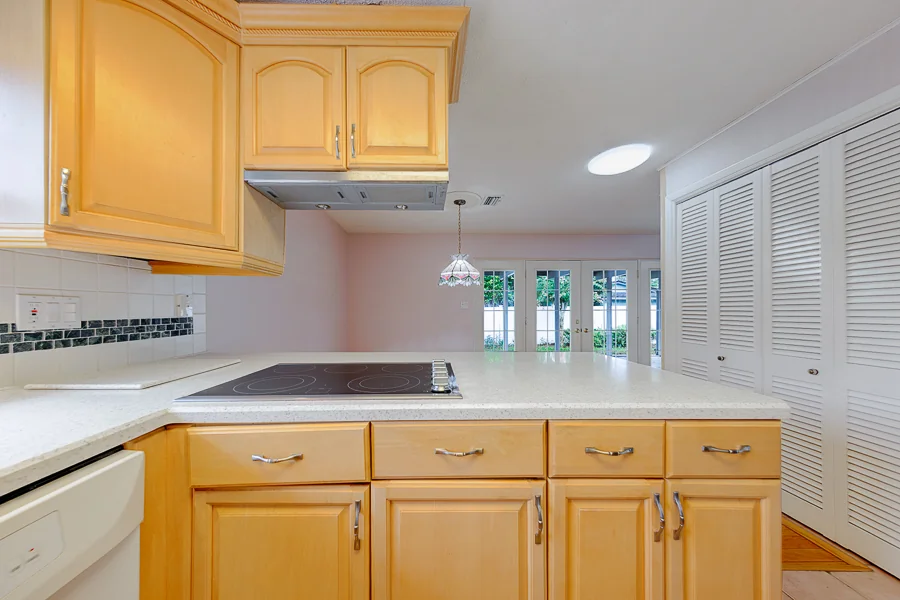 Real estate photography — 1869 Southwood Lane, Clearwater, Florida, 33764 | 4D Productions