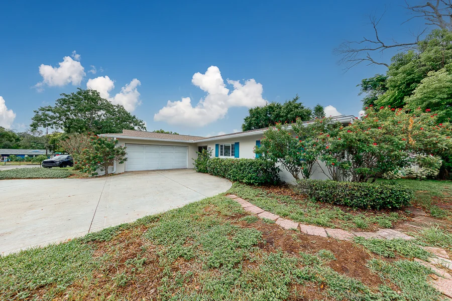 Real estate photography — 1869 Southwood Lane, Clearwater, Florida, 33764 | 4D Productions