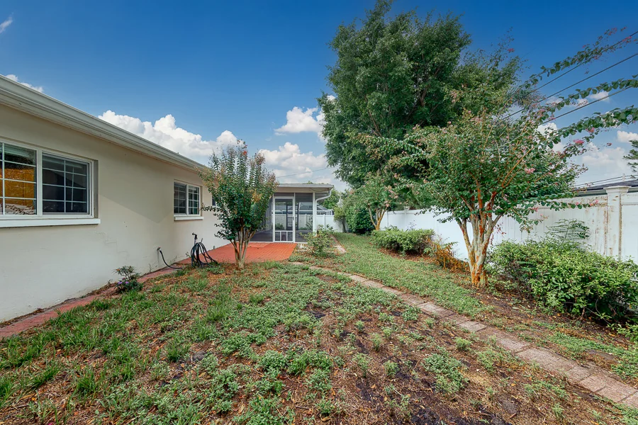 Real estate photography — 1869 Southwood Lane, Clearwater, Florida, 33764 | 4D Productions