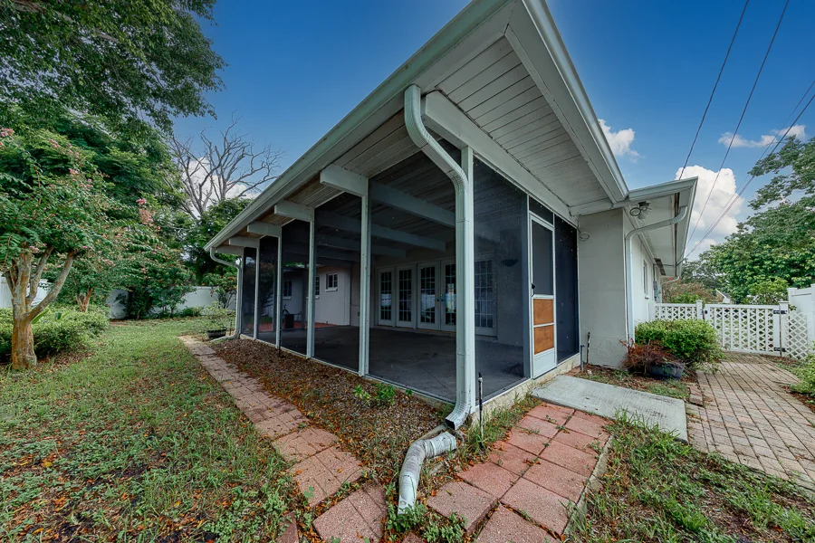 Real estate photography — 1869 Southwood Lane, Clearwater, Florida, 33764 | 4D Productions