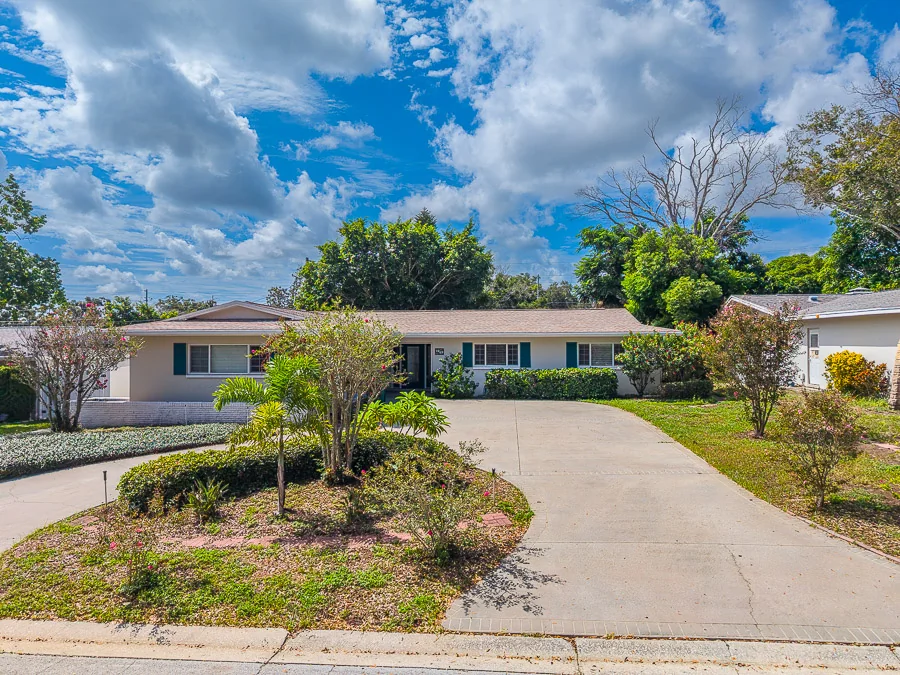 Real estate photography — 1869 Southwood Lane, Clearwater, Florida, 33764 | 4D Productions