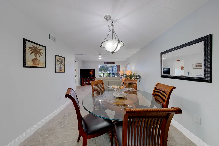 Real estate photography — 19029 us hwy 19 n #26-204, Clearwater, FL, 33764 | 4D Productions