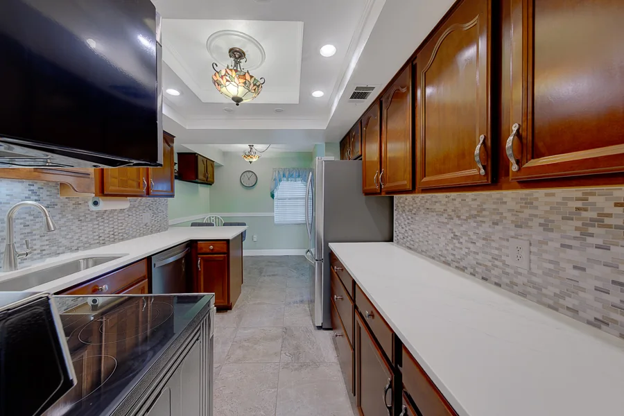 Real estate photography — 19029 us hwy 19 n #26-204, Clearwater, FL, 33764 | 4D Productions