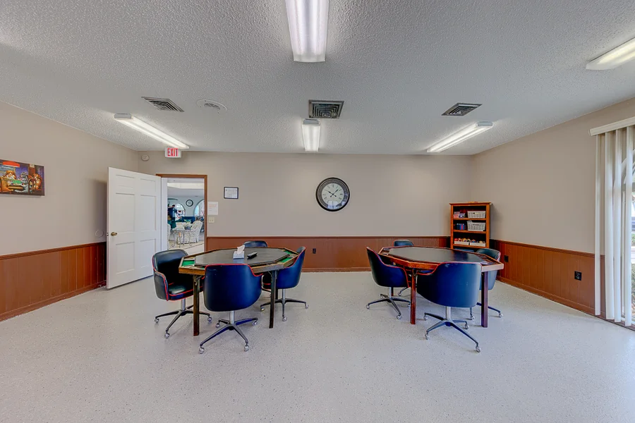 Real estate photography — 19029 us hwy 19 n #26-204, Clearwater, FL, 33764 | 4D Productions