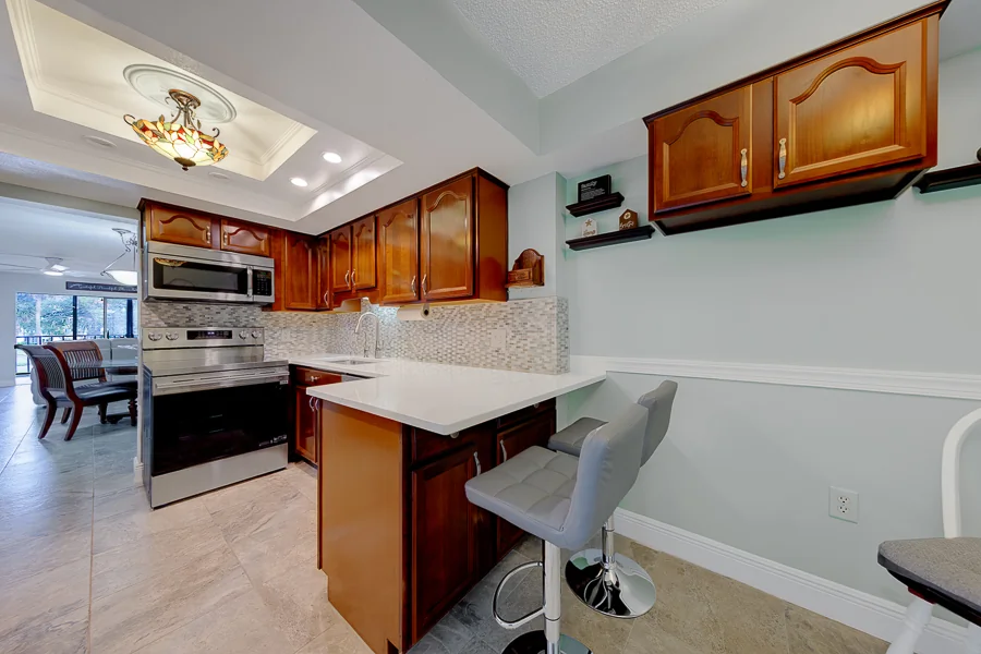 Real estate photography — 19029 us hwy 19 n #26-204, Clearwater, FL, 33764 | 4D Productions
