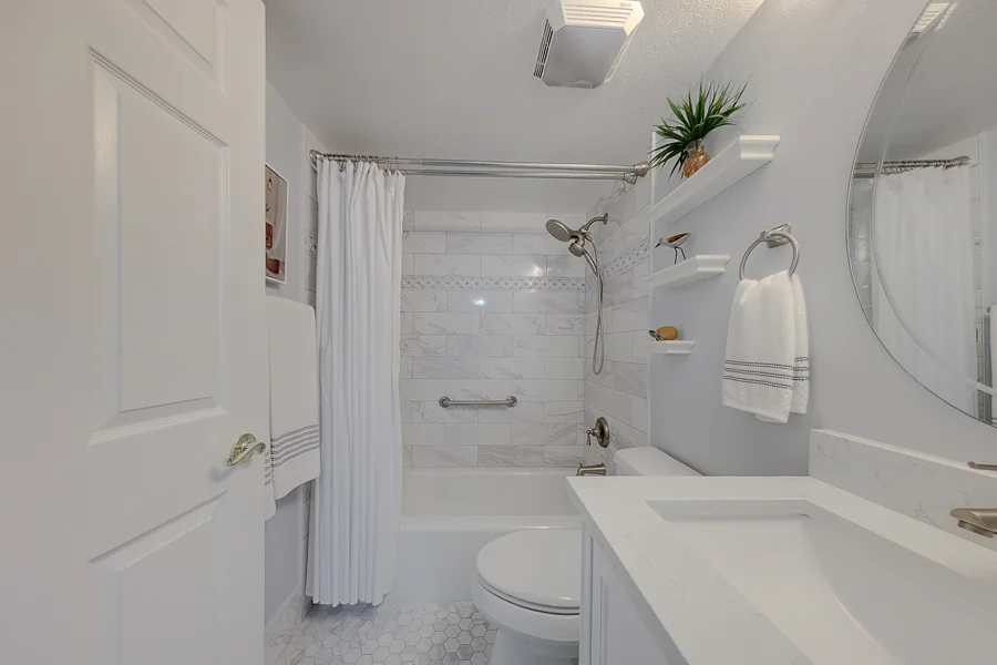 Real estate photography — 19029 us hwy 19 n #26-204, Clearwater, FL, 33764 | 4D Productions