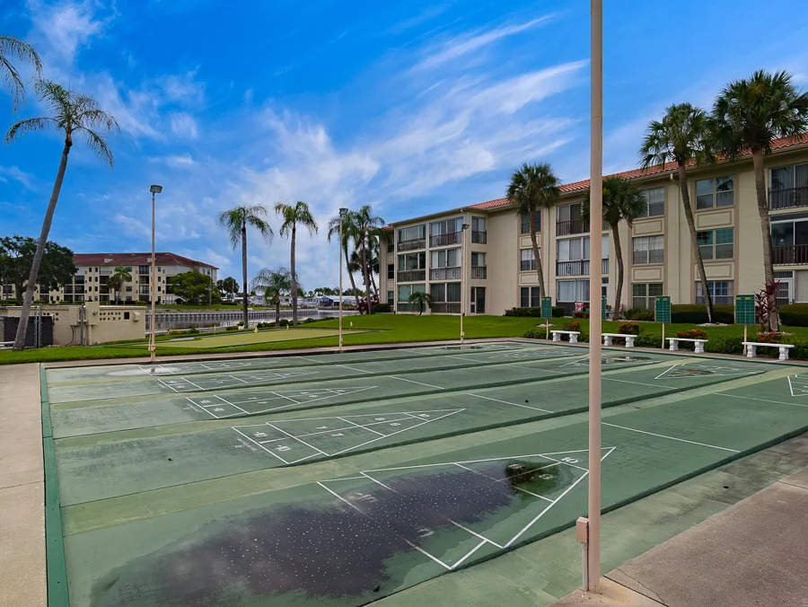 Real estate photography — 19029 us hwy 19 n #26-204, Clearwater, FL, 33764 | 4D Productions