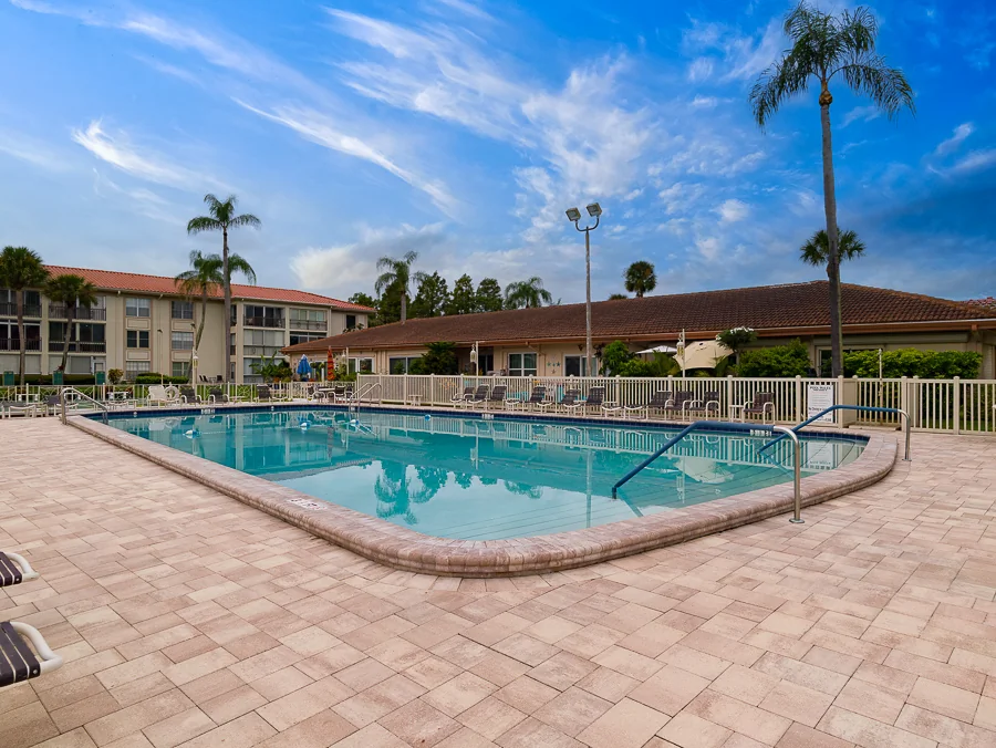 Real estate photography — 19029 us hwy 19 n #26-204, Clearwater, FL, 33764 | 4D Productions