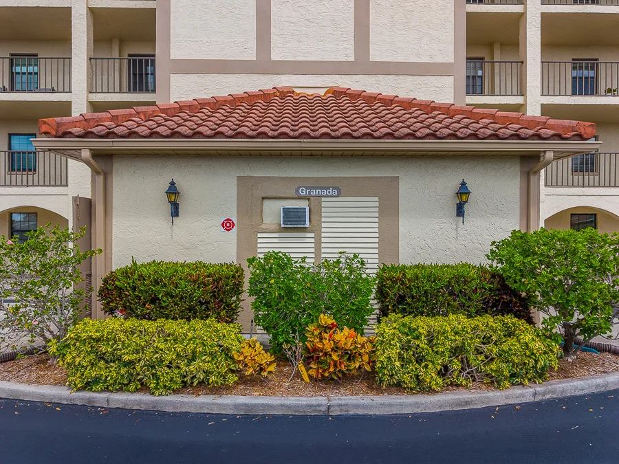 Real estate photography — 19029 us hwy 19 n #26-204, Clearwater, FL, 33764 | 4D Productions