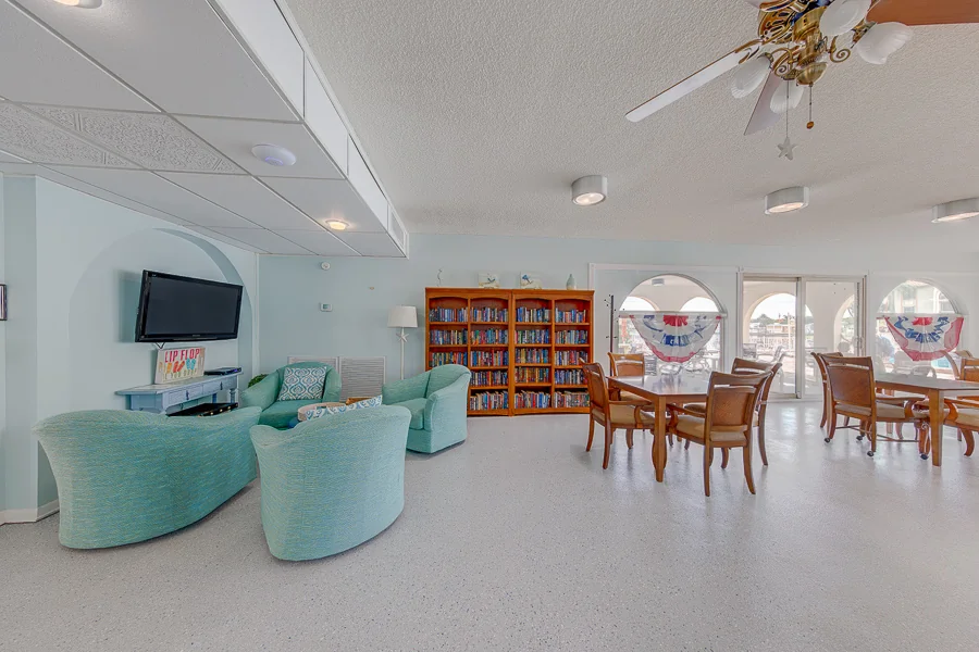 Real estate photography — 19029 us hwy 19 n #26-204, Clearwater, FL, 33764 | 4D Productions