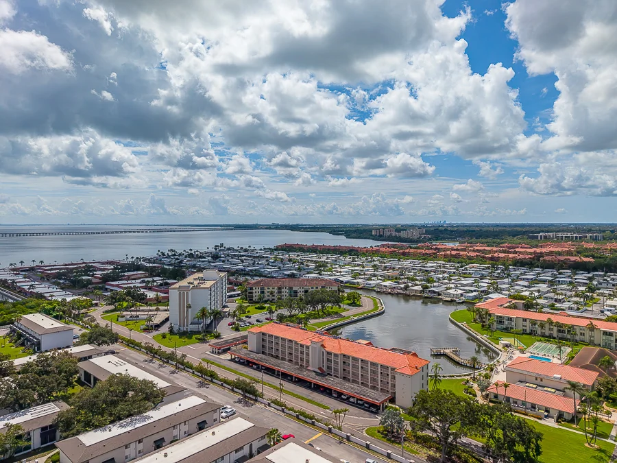 Real estate photography — 19029 us hwy 19 n #26-204, Clearwater, FL, 33764 | 4D Productions