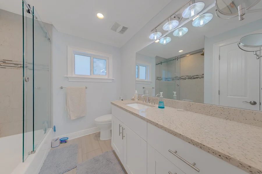 Real estate photography — 196 Overbrook Drive, Largo, Florida, 33770 | 4D Productions