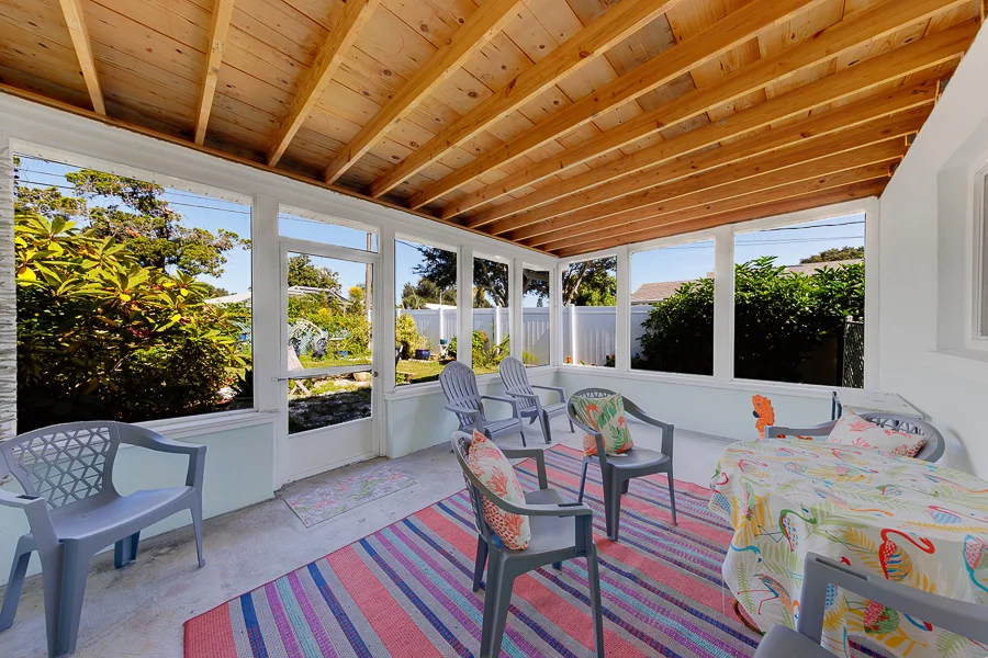 Real estate photography — 196 Overbrook Drive, Largo, Florida, 33770 | 4D Productions