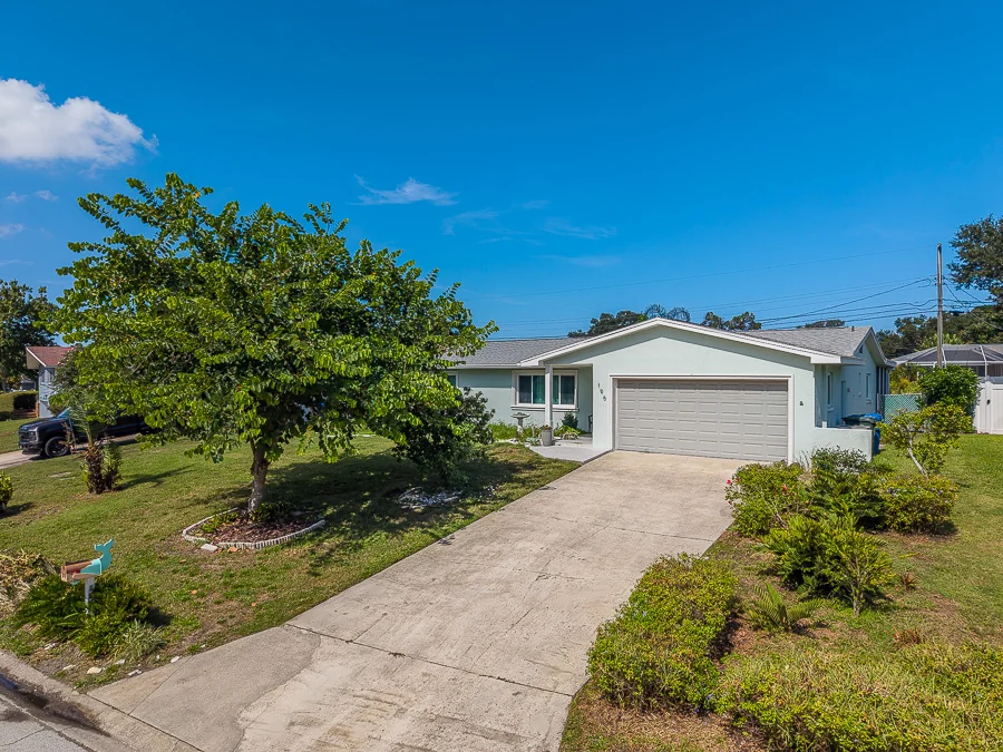 Real estate photography — 196 Overbrook Drive, Largo, Florida, 33770 | 4D Productions