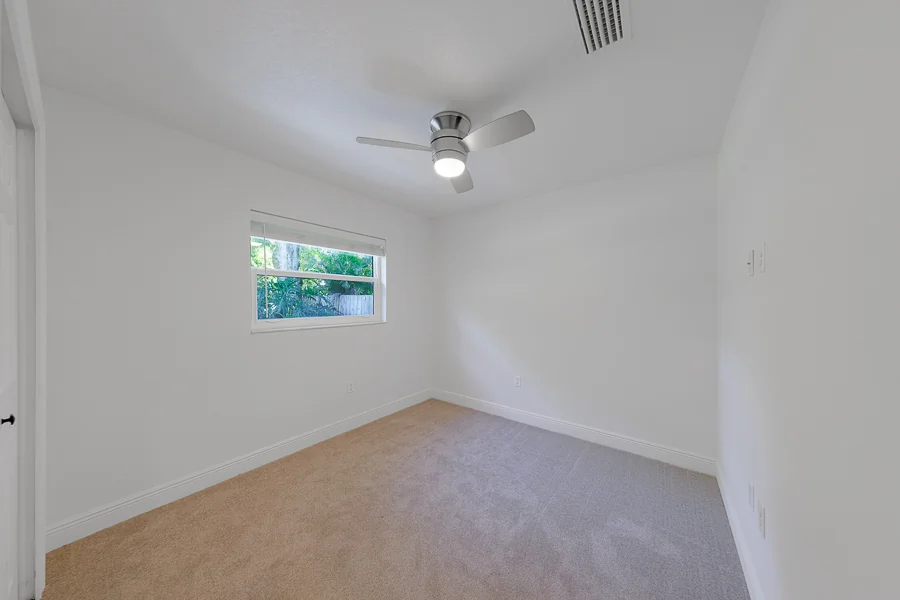 Real estate photography — 2043 Dodge St, Clearwater, FL, 33760 | 4D Productions