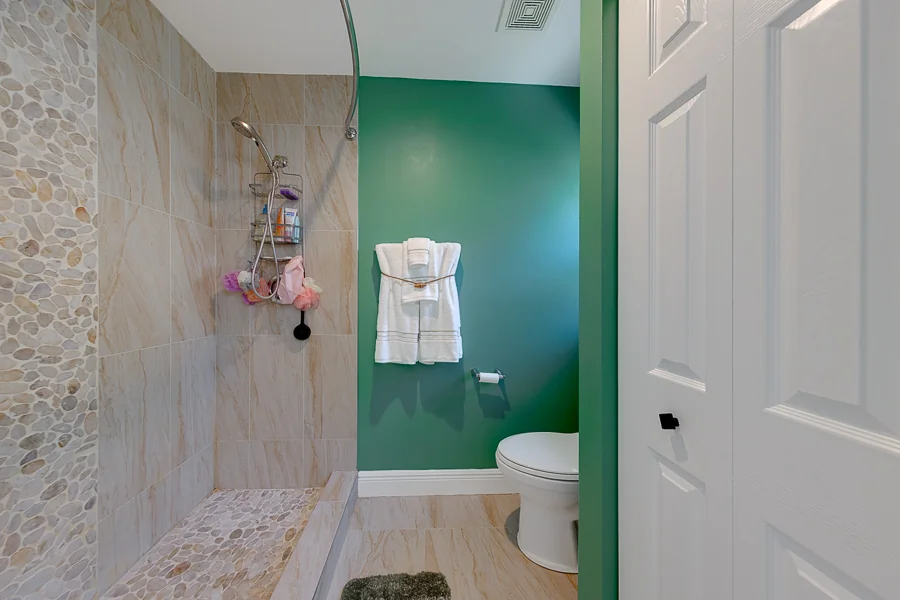 Real estate photography — 2043 Dodge St, Clearwater, FL, 33760 | 4D Productions