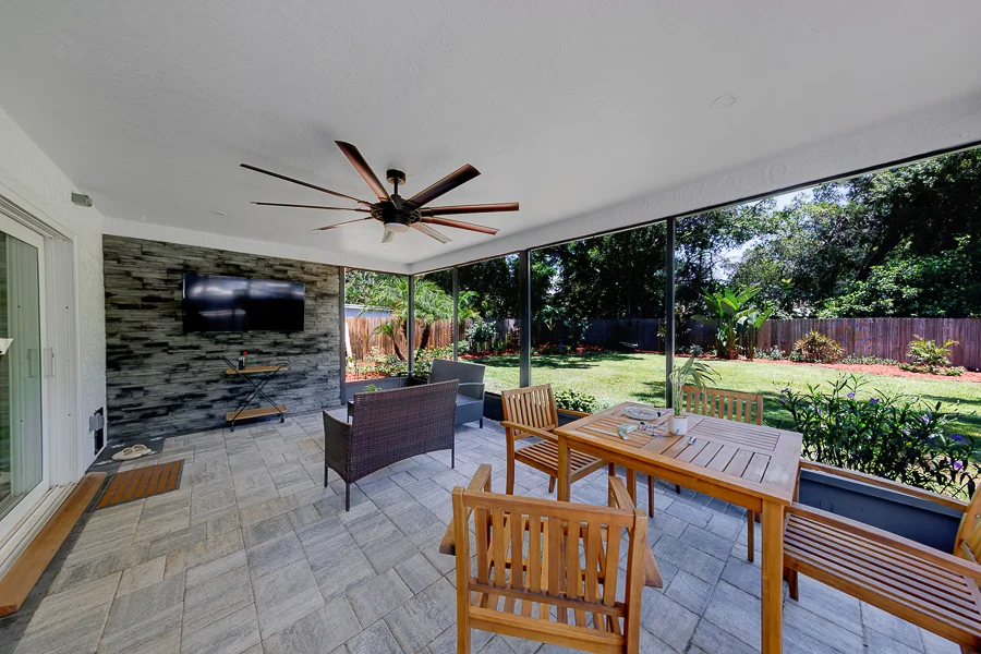 Real estate photography — 2043 Dodge St, Clearwater, FL, 33760 | 4D Productions