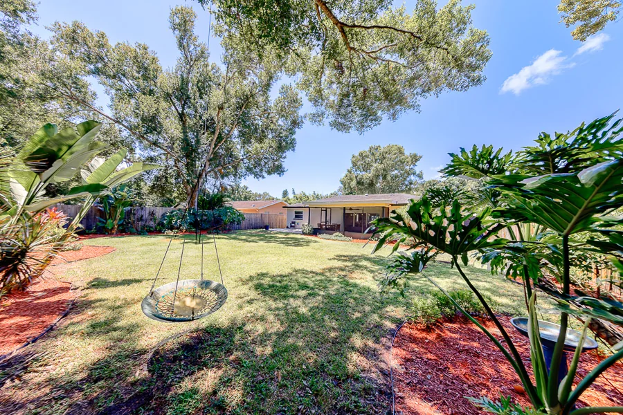 Real estate photography — 2043 Dodge St, Clearwater, FL, 33760 | 4D Productions