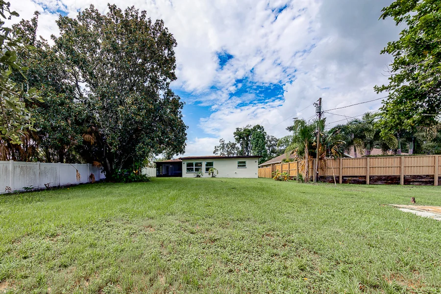 Real estate photography — 3042 Kapok Kove Drive, Clearwater, Florida, 33759 | 4D Productions