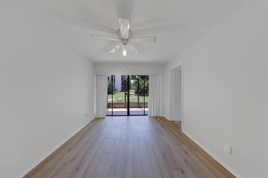 Real estate photography — 5090 Bay Street Northeast, St. Petersburg, Florida, 33703 | 4D Productions