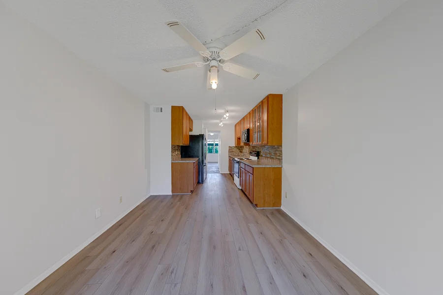 Real estate photography — 5090 Bay Street Northeast, St. Petersburg, Florida, 33703 | 4D Productions