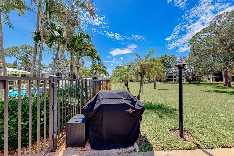 Real estate photography — 5090 Bay Street Northeast, St. Petersburg, Florida, 33703 | 4D Productions