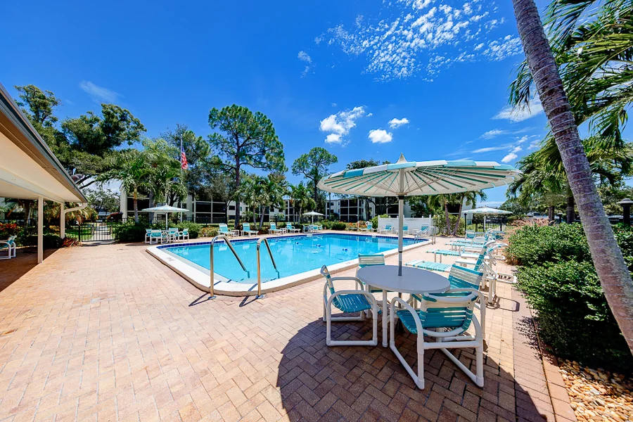 Real estate photography — 5090 Bay Street Northeast, St. Petersburg, Florida, 33703 | 4D Productions