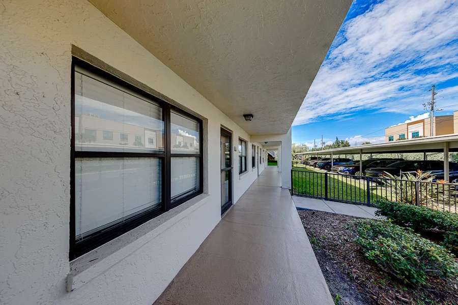Real estate photography — 5090 Bay Street Northeast, St. Petersburg, Florida, 33703 | 4D Productions