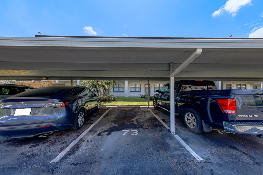 Real estate photography — 5090 Bay Street Northeast, St. Petersburg, Florida, 33703 | 4D Productions