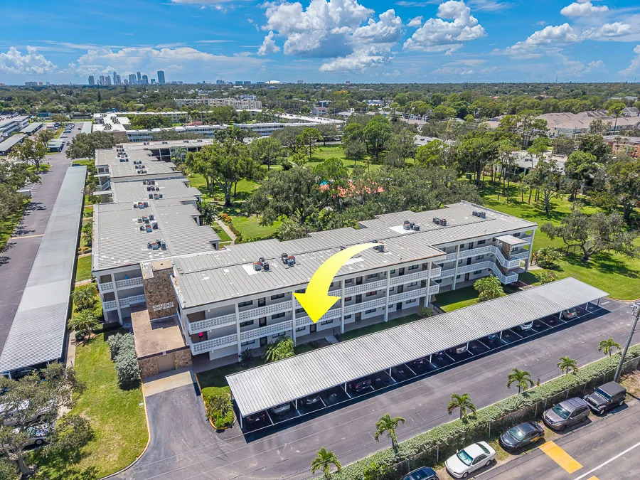 Real estate photography — 5090 Bay Street Northeast, St. Petersburg, Florida, 33703 | 4D Productions