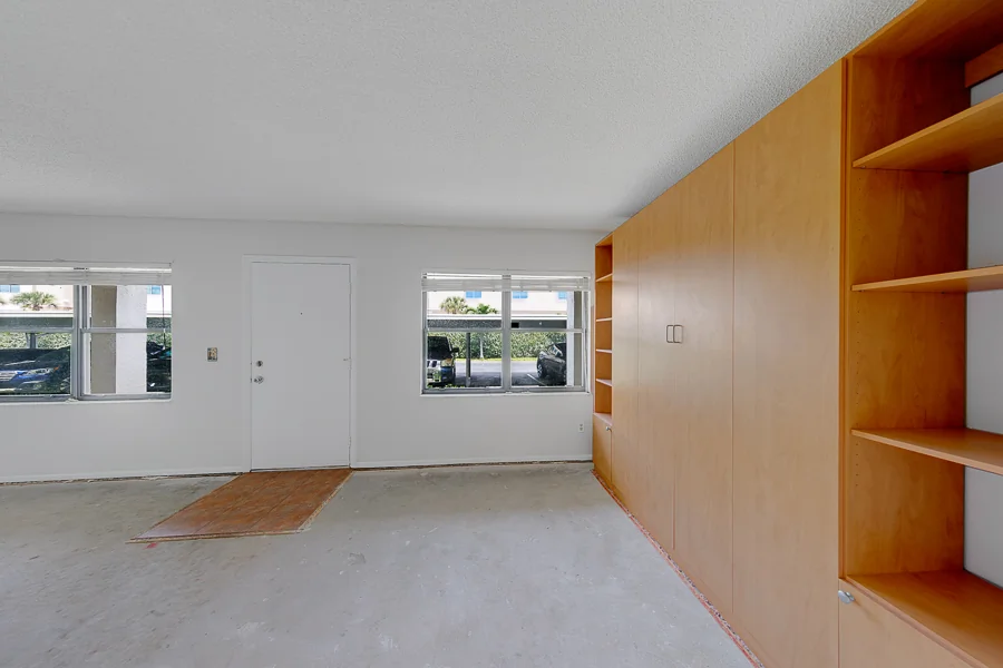 Real estate photography — 5090 Bay Street Northeast, St. Petersburg, Florida, 33703 | 4D Productions