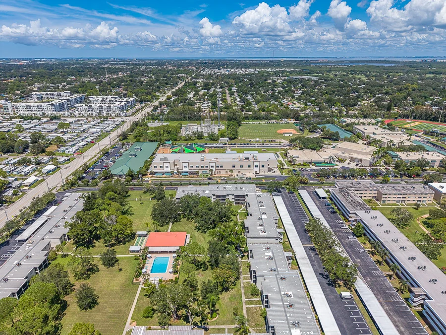 Real estate photography — 5090 Bay Street Northeast, St. Petersburg, Florida, 33703 | 4D Productions