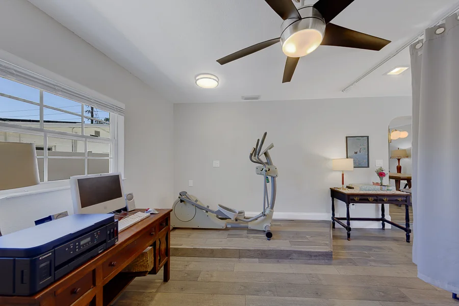 Real estate photography — 512 61st Street South, St. Petersburg, Florida, 33707 | 4D Productions