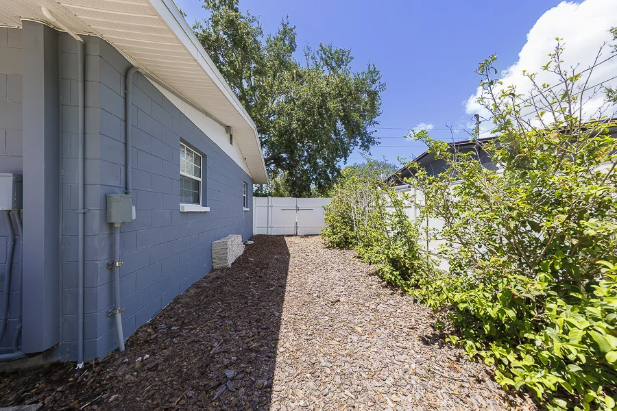 Real estate photography — 512 61st Street South, St. Petersburg, Florida, 33707 | 4D Productions